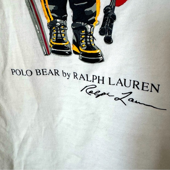 Polo Ralph Lauren White Kids’ T-shirt Size Medium Bear Skiing Winter Holiday - Picture 4 of 11